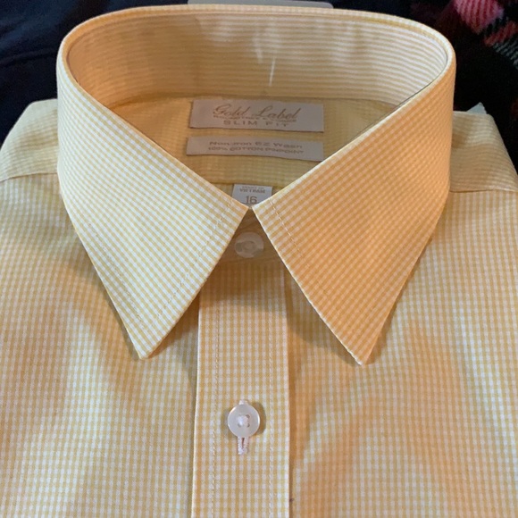 Shirt and Tie - Picture 7 of 8